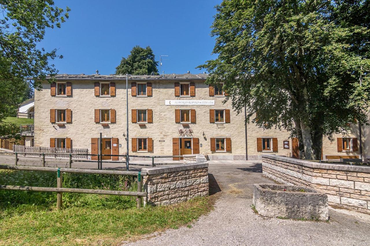 Locanda Alpina Ala Exterior foto